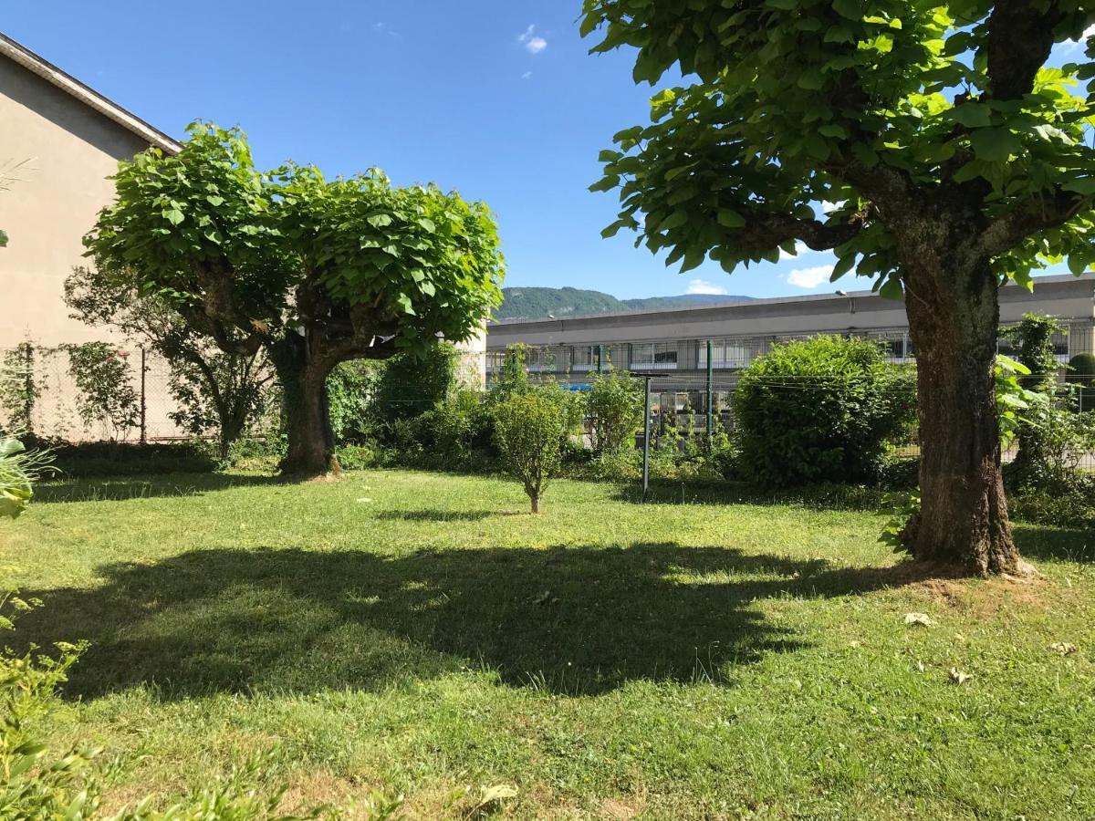 Un petit bout de rêve, balcon, parking&proche centre Annecy Exterior foto